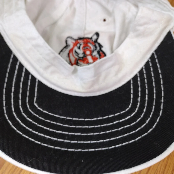 Cincinnati Bengals NFL Team baseball hat - Picture 8 of 8
